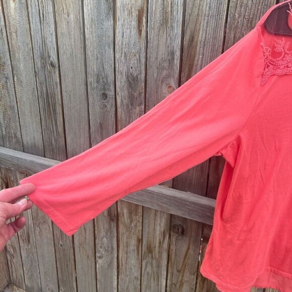 Soft sensations tshirt long sleeve lace size xl - Picture 2 of 8